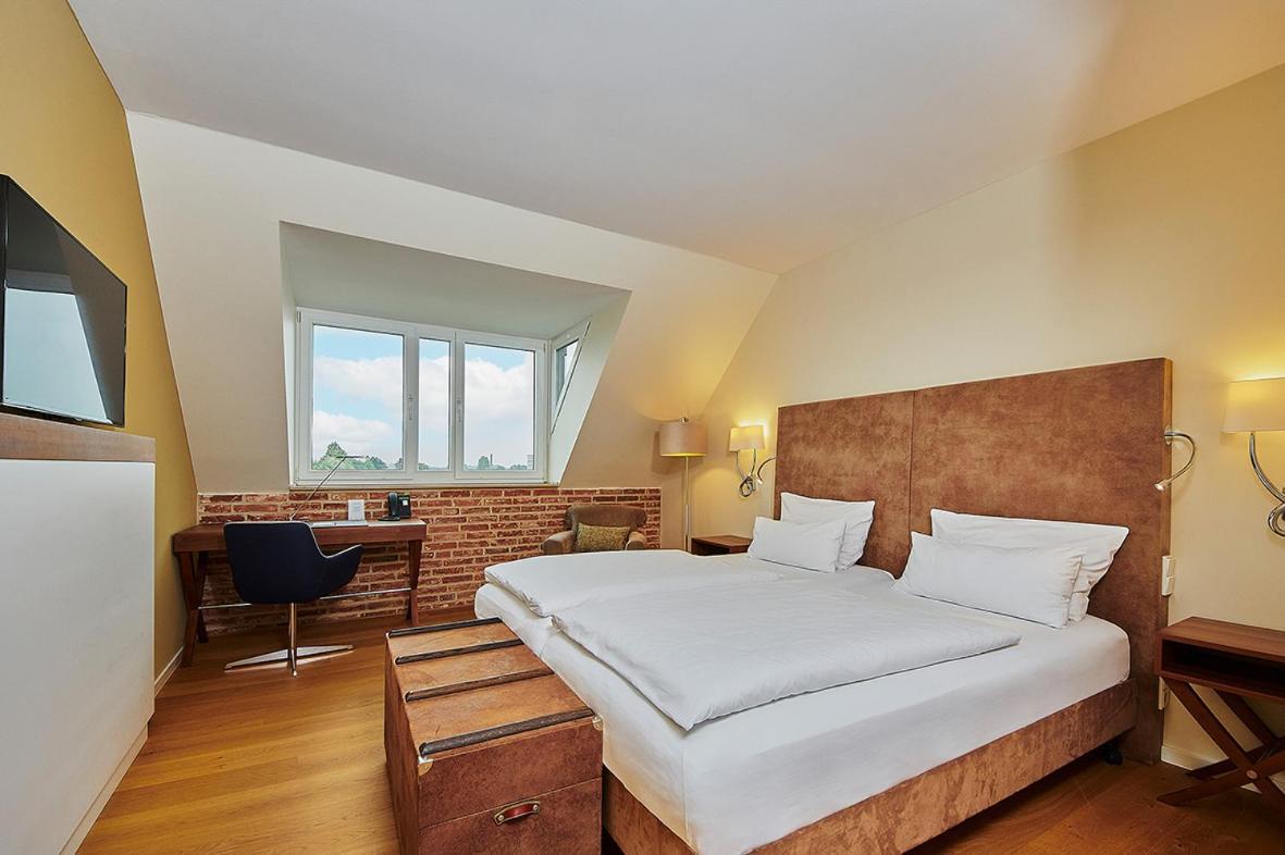 Hotel Hafenspeicher Leer Esterno foto